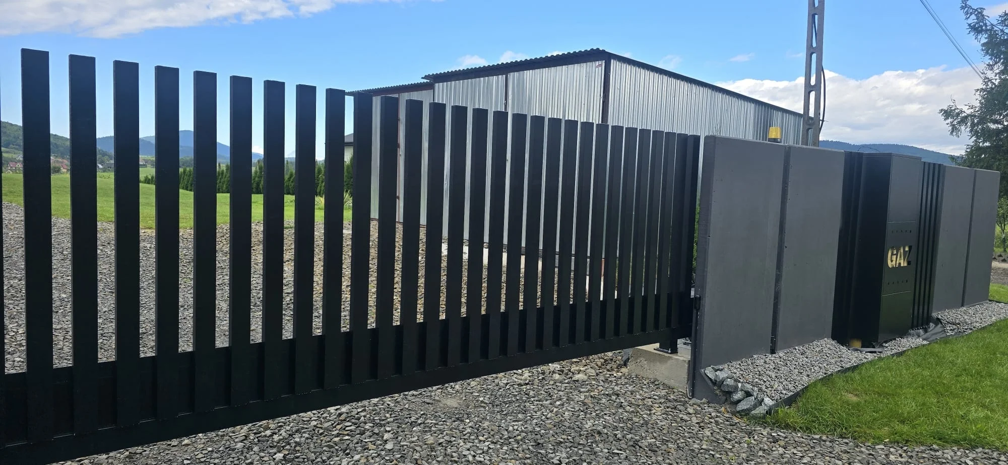 Realizacja Euro Fences: Comb Standard – Tarnów 08.2025 - Tarnów (zdjęcie 2)